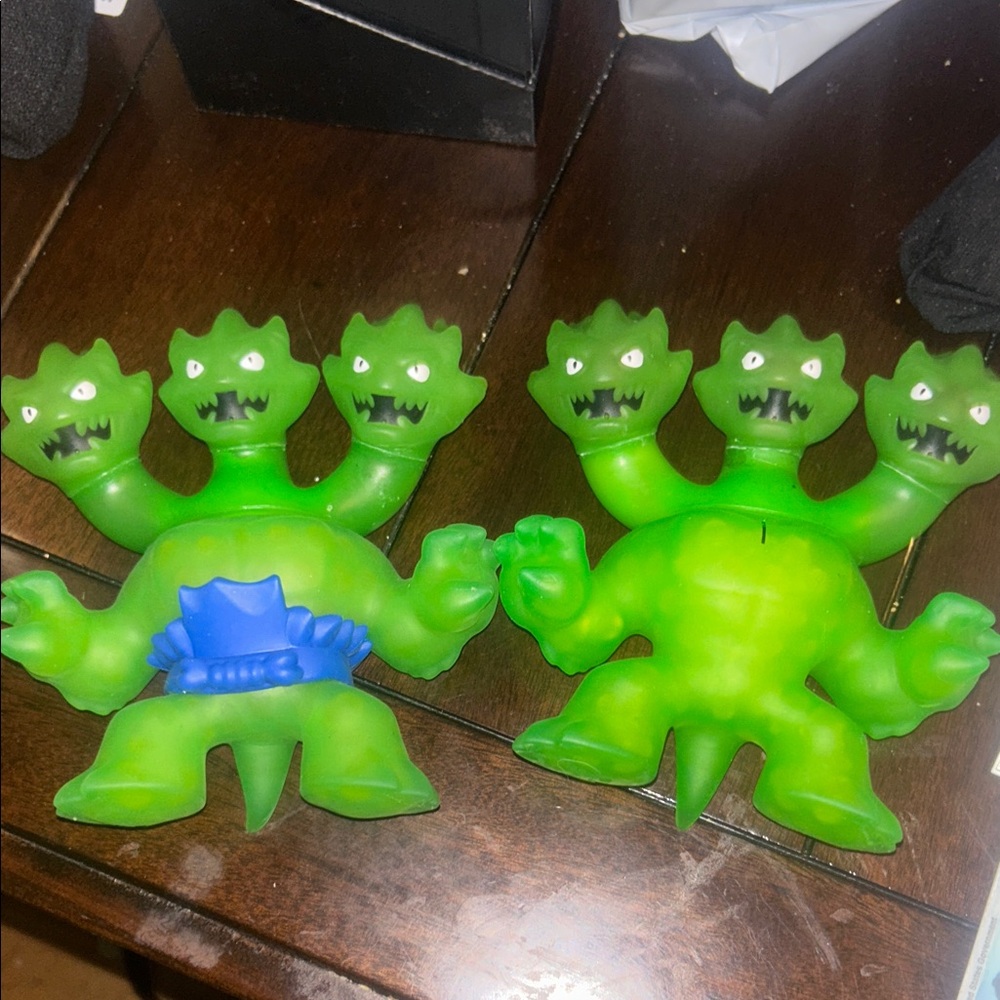 Heroes of Goo Jit Zu Ultra Rare HYDRA by Moose Figure Green Three Heads.
